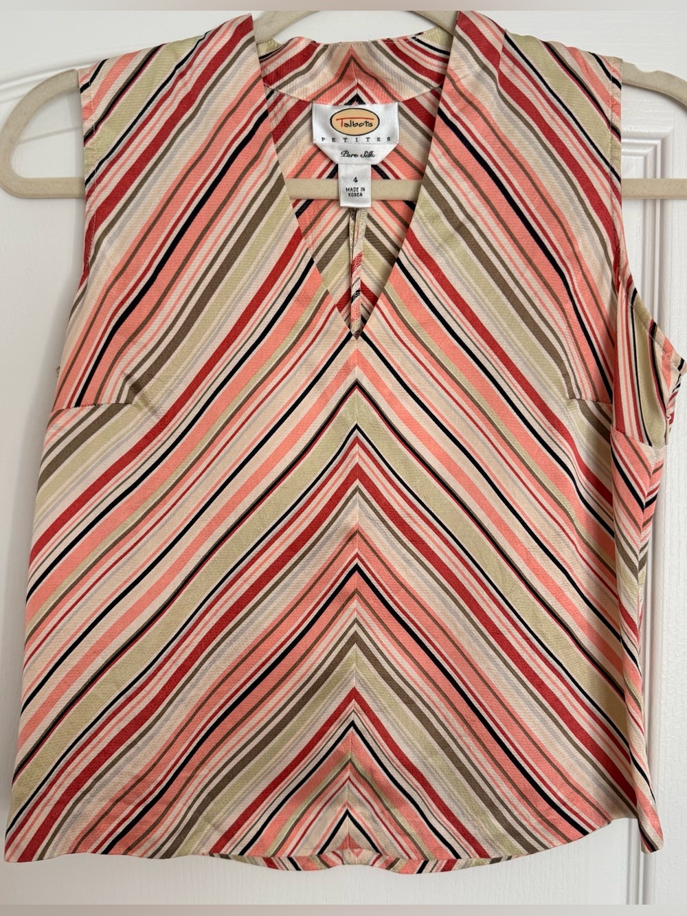 Talbots Petites 100% Silk Chevron Stripe Sleeveless Blouse Size 4P